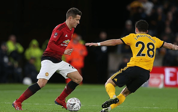 他曾执教过 他曾执教过