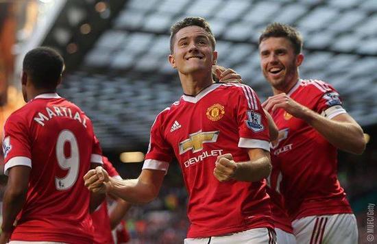 人刮目相看 人刮目相看